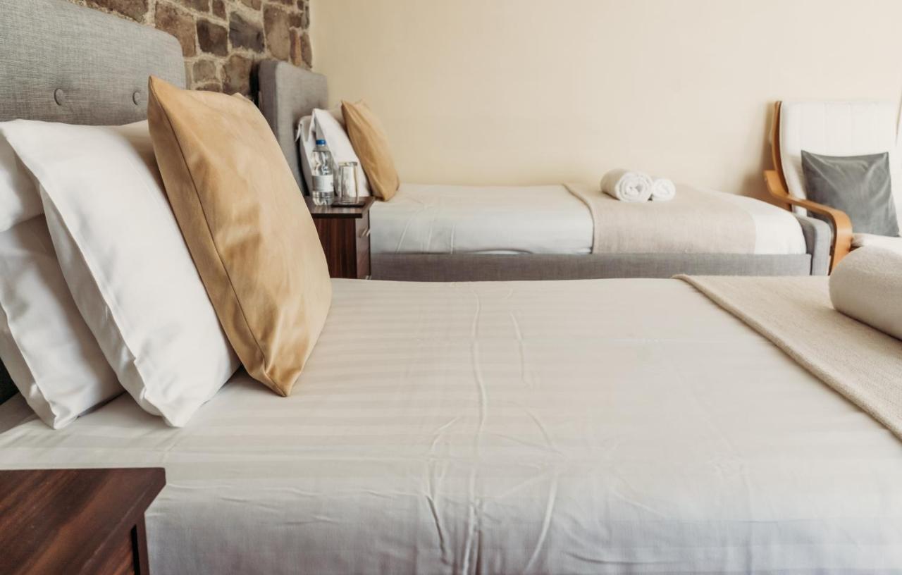 Three Wells B&B 랜드린도드웰스 외부 사진